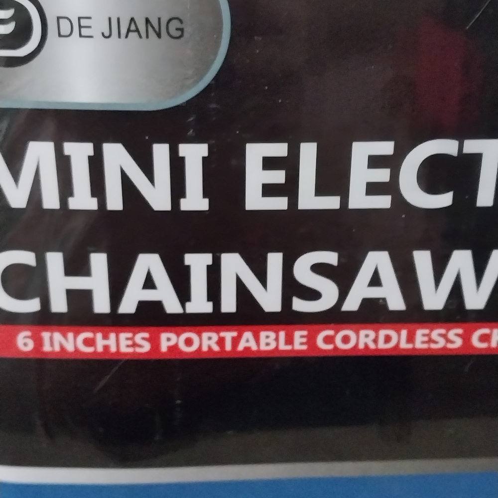 De Jiang Mini Electric Chainsaw 6" Portable, Cordless